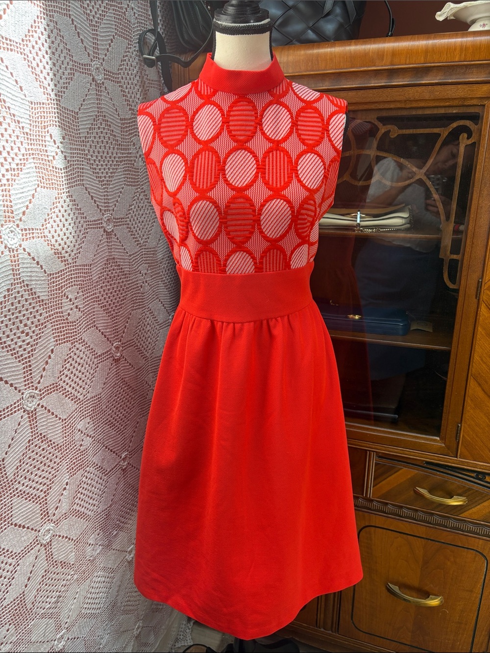Vintage 1960s/70s Leiter’s Mod Knit Dress - Picture 2 of 12